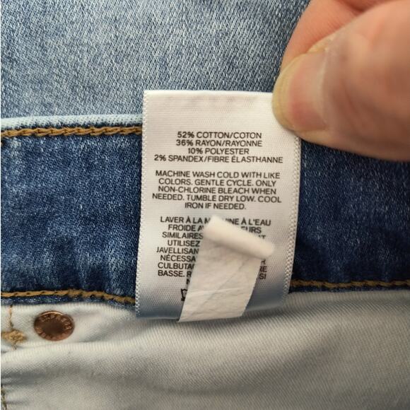 Express Cropped Flare Hi Rise Jeans Wmn's Sz 4 Frayed Stonewashed Stretch Denim - Picture 14 of 16